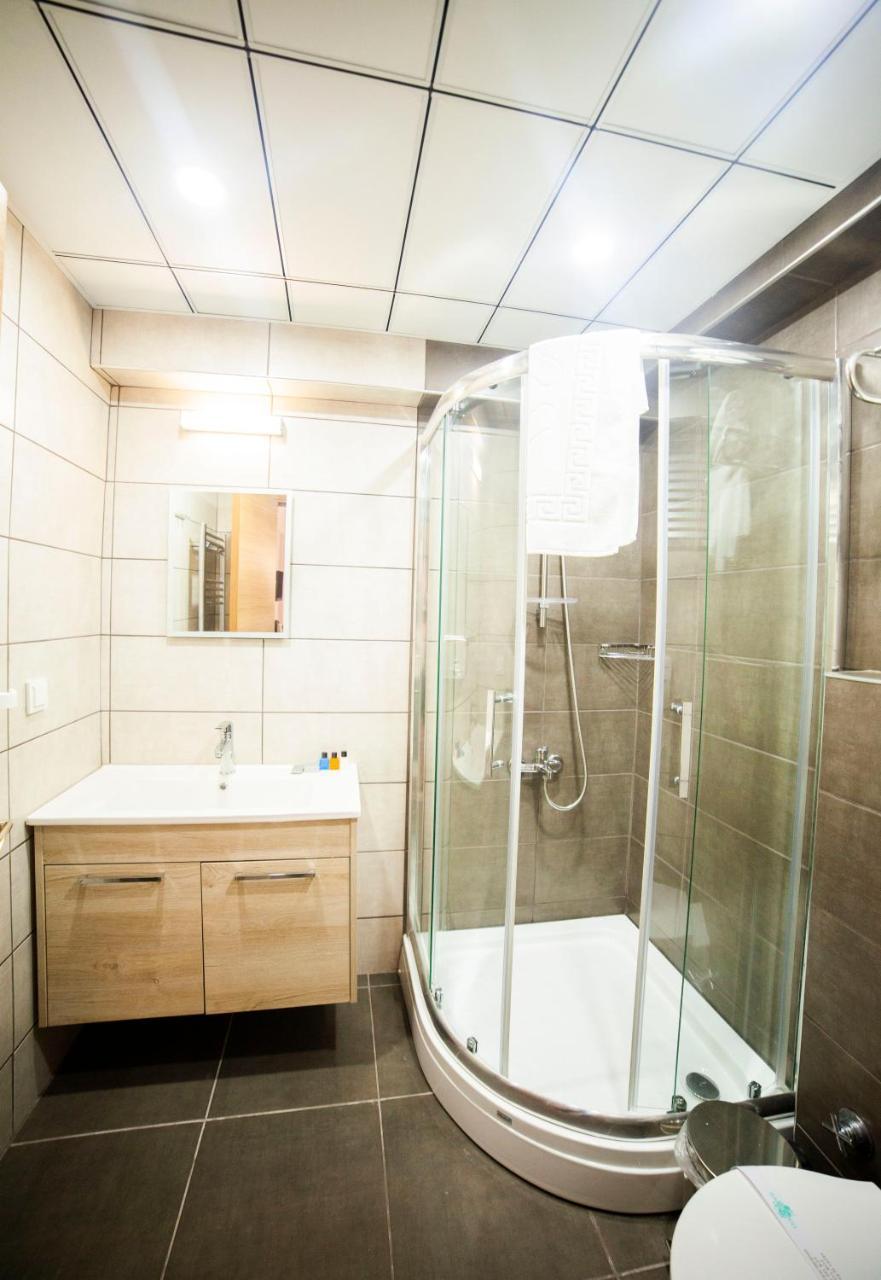 Hotel Set Oezer